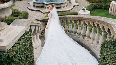 Matrimonio Michelle Salas Toscana: l'abito da sposa è Dolce